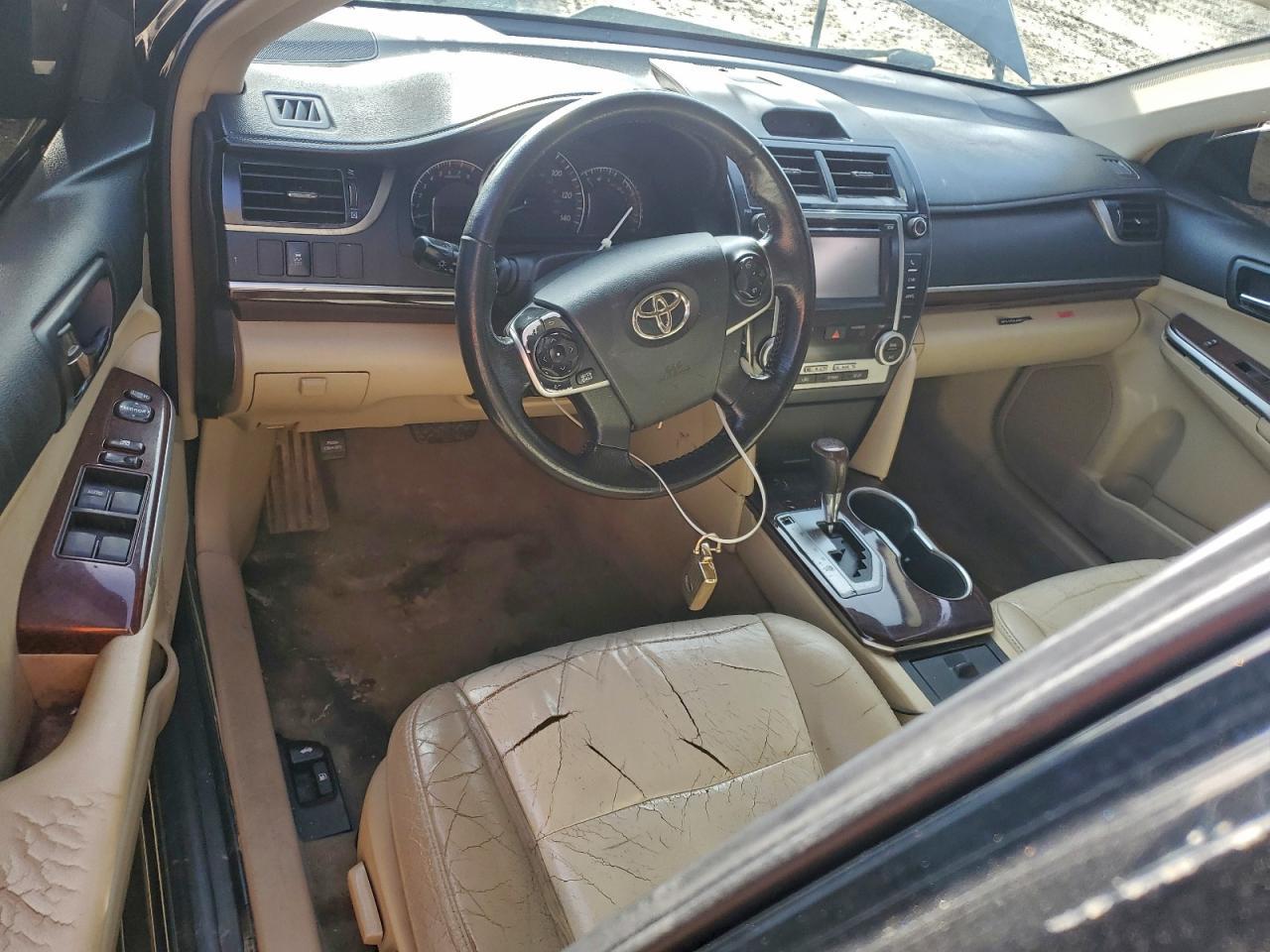 2012 TOYOTA CAMRY