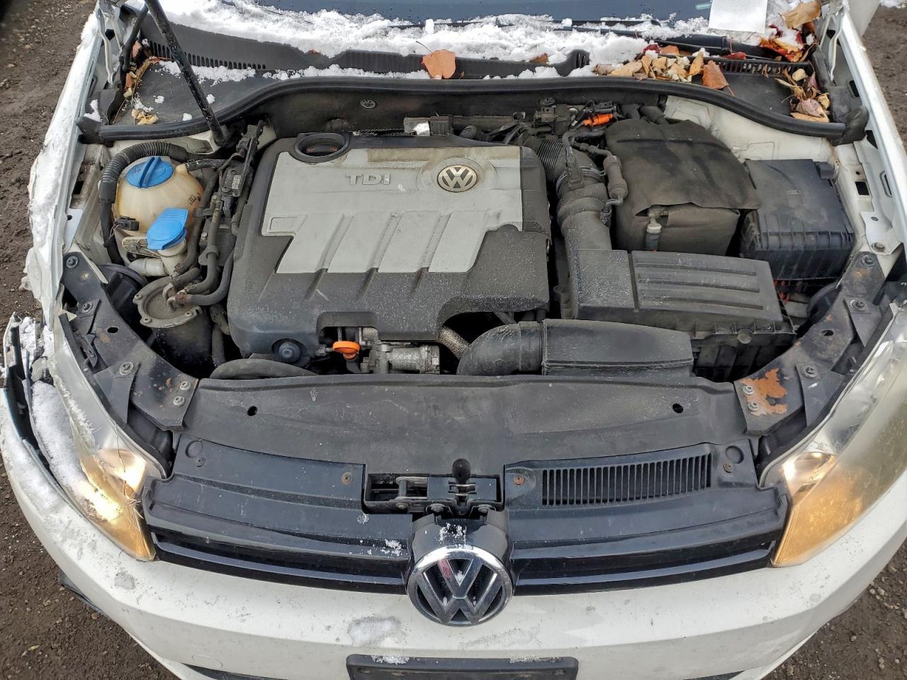 2013 VOLKSWAGEN GOLF