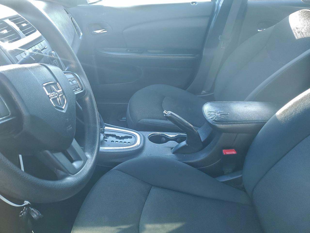 2013 DODGE Avenger