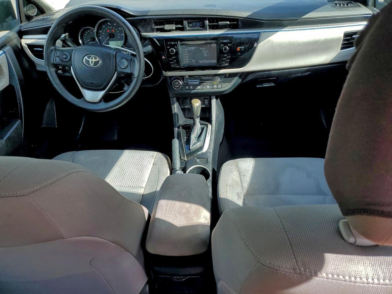 2015 TOYOTA COROLLA