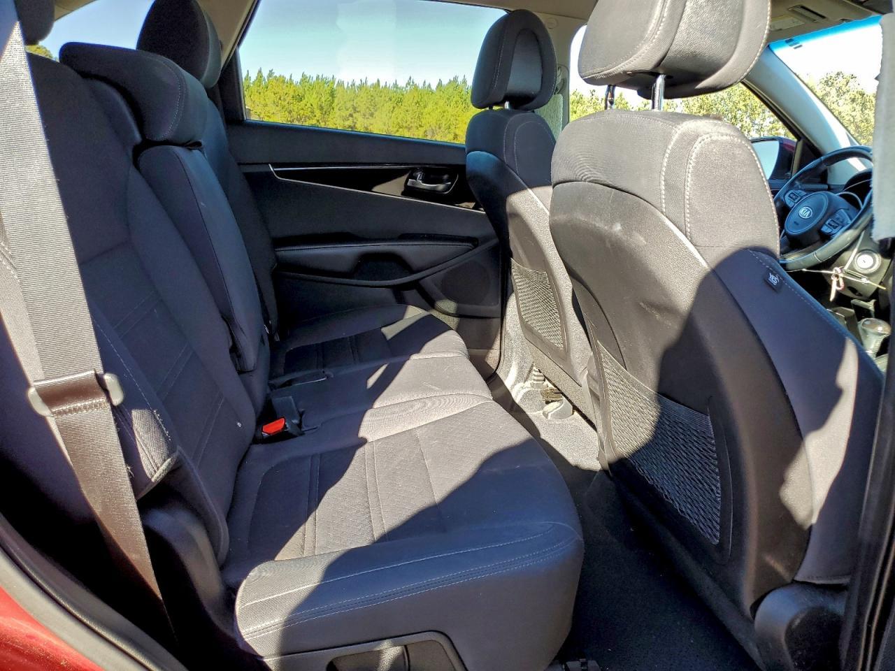 2016 KIA SORENTO