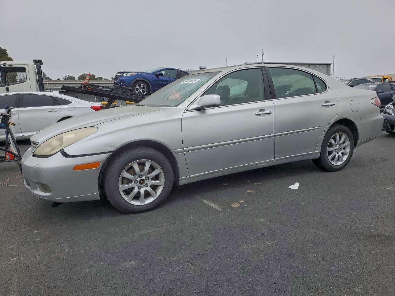 2004 LEXUS ES 330