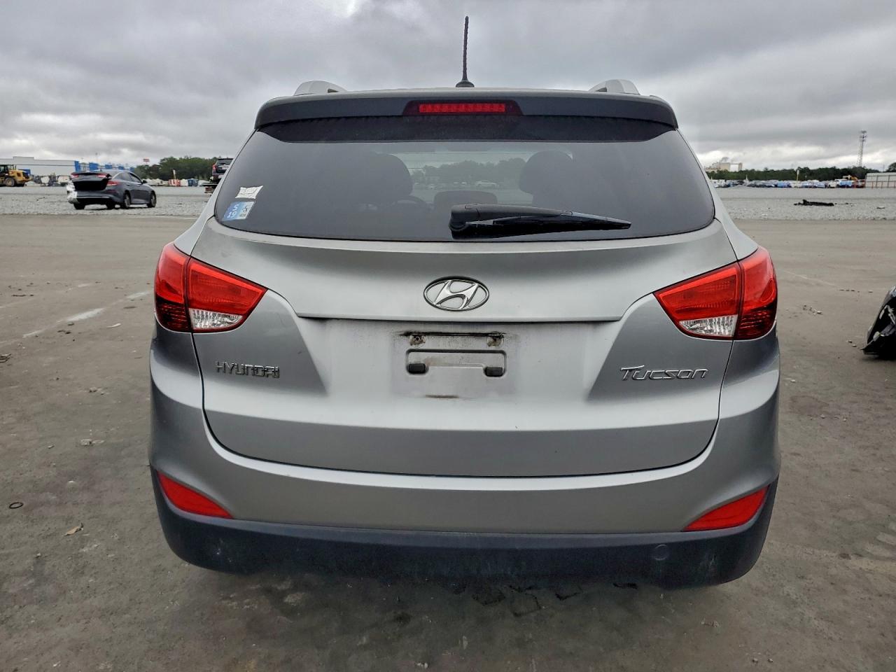 2012 HYUNDAI TUCSON