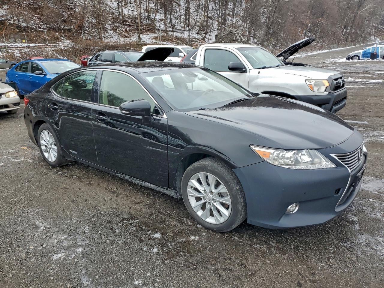 2015 LEXUS ES 300H