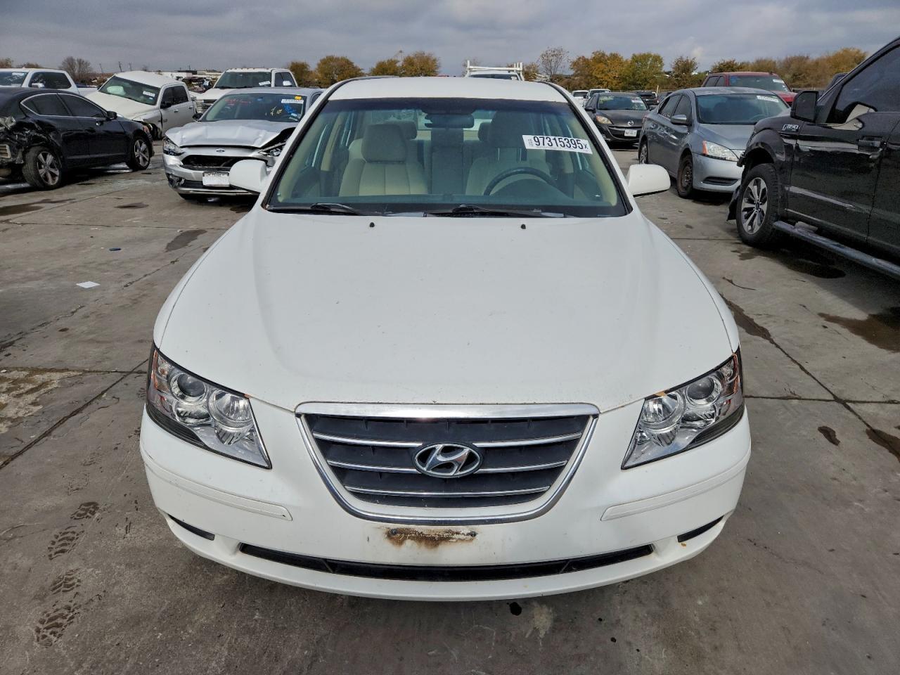 2010 HYUNDAI SONATA