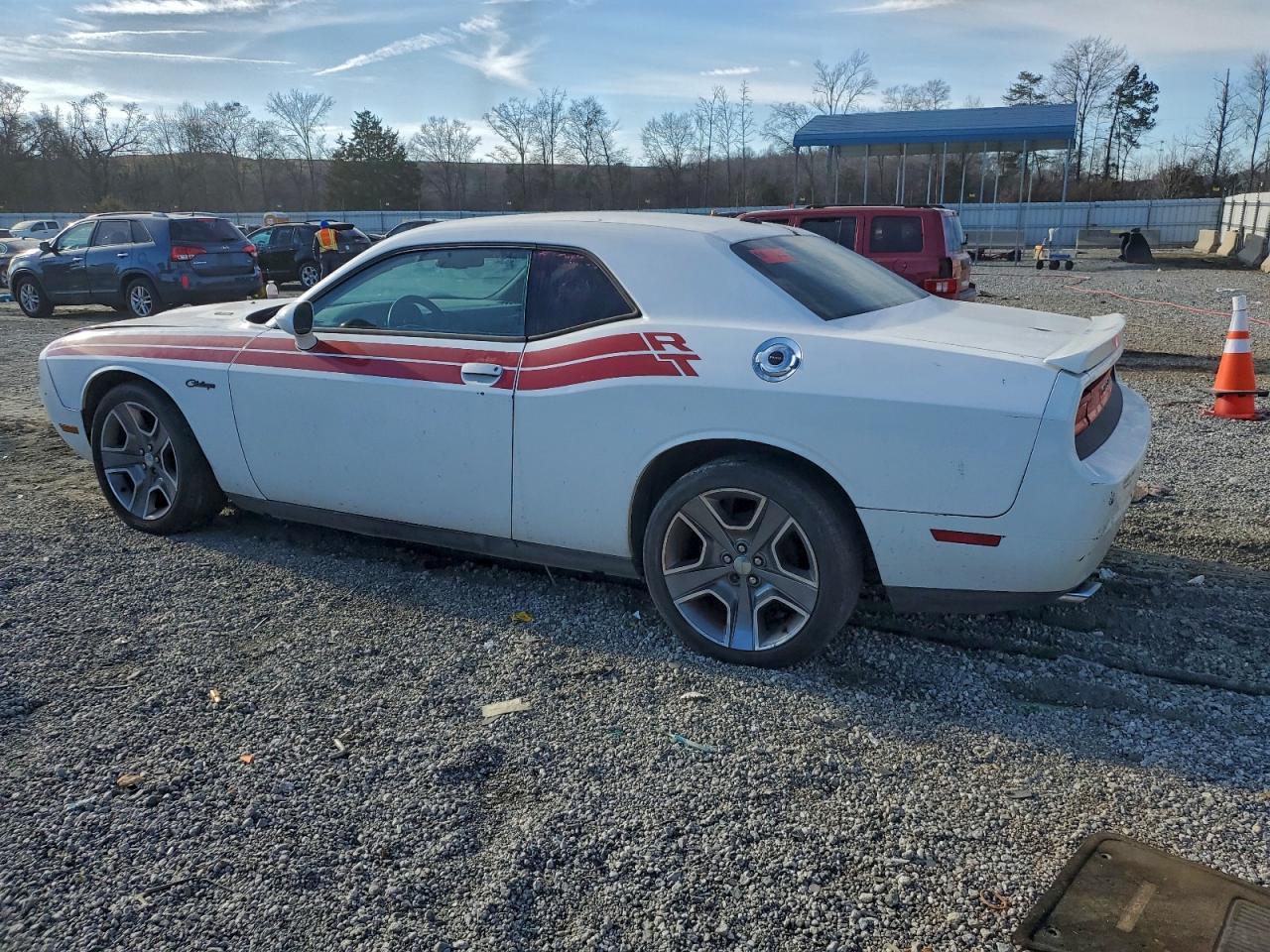 2013 DODGE Challenger