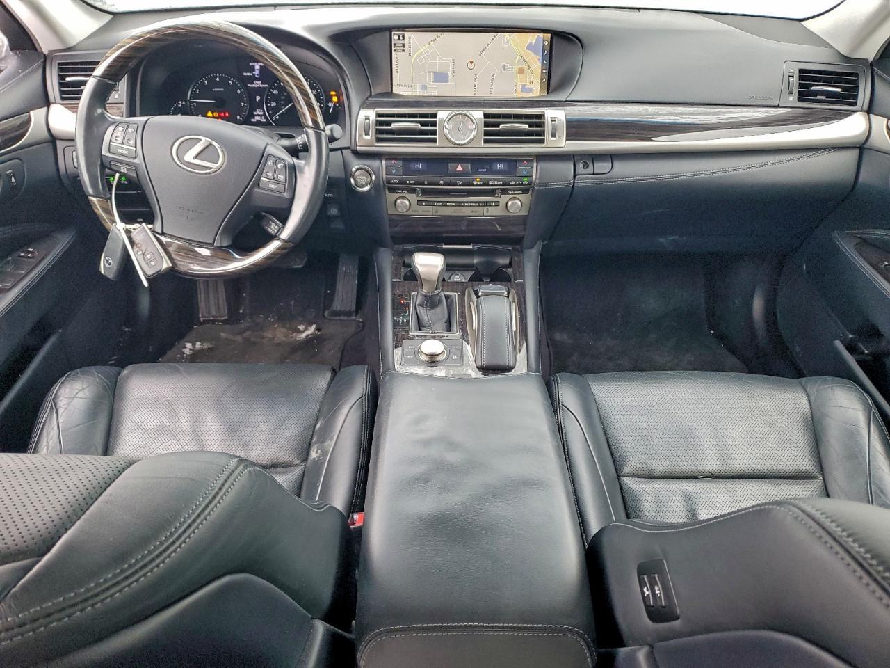 2016 LEXUS LS 460