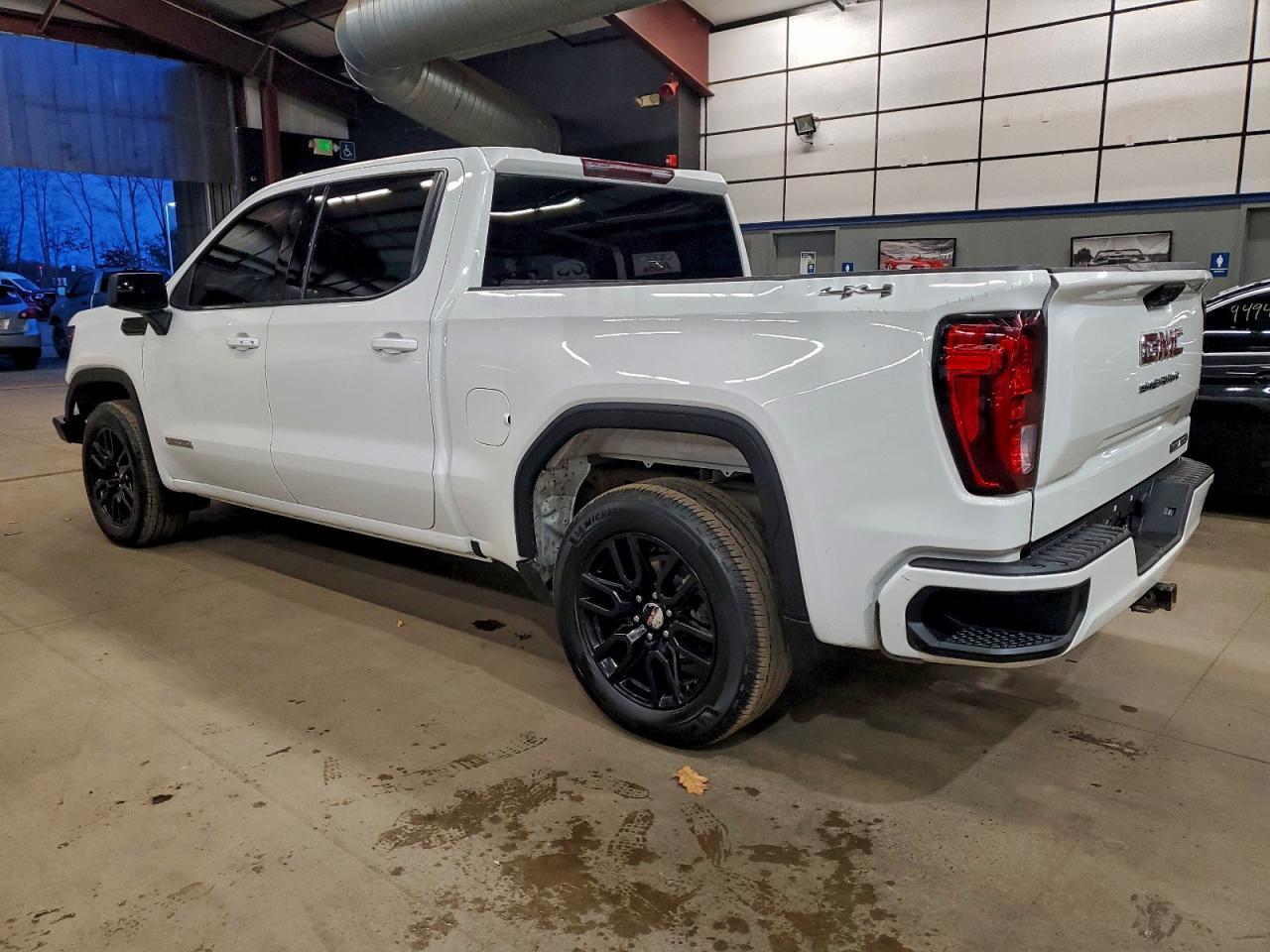 2023 GMC Sierra