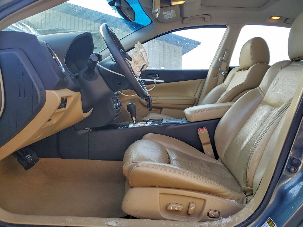 2009 NISSAN Maxima