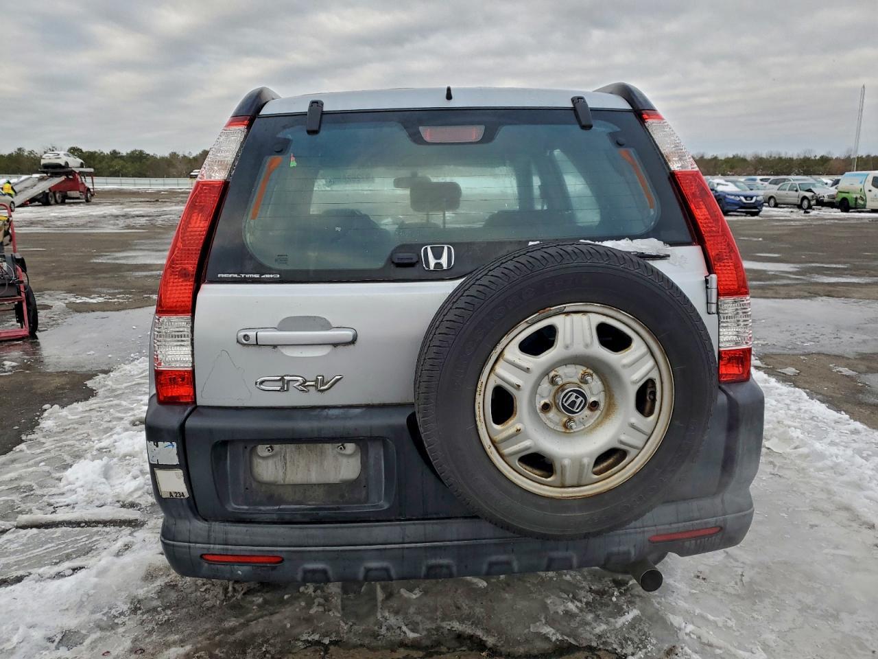 2005 HONDA CR-V