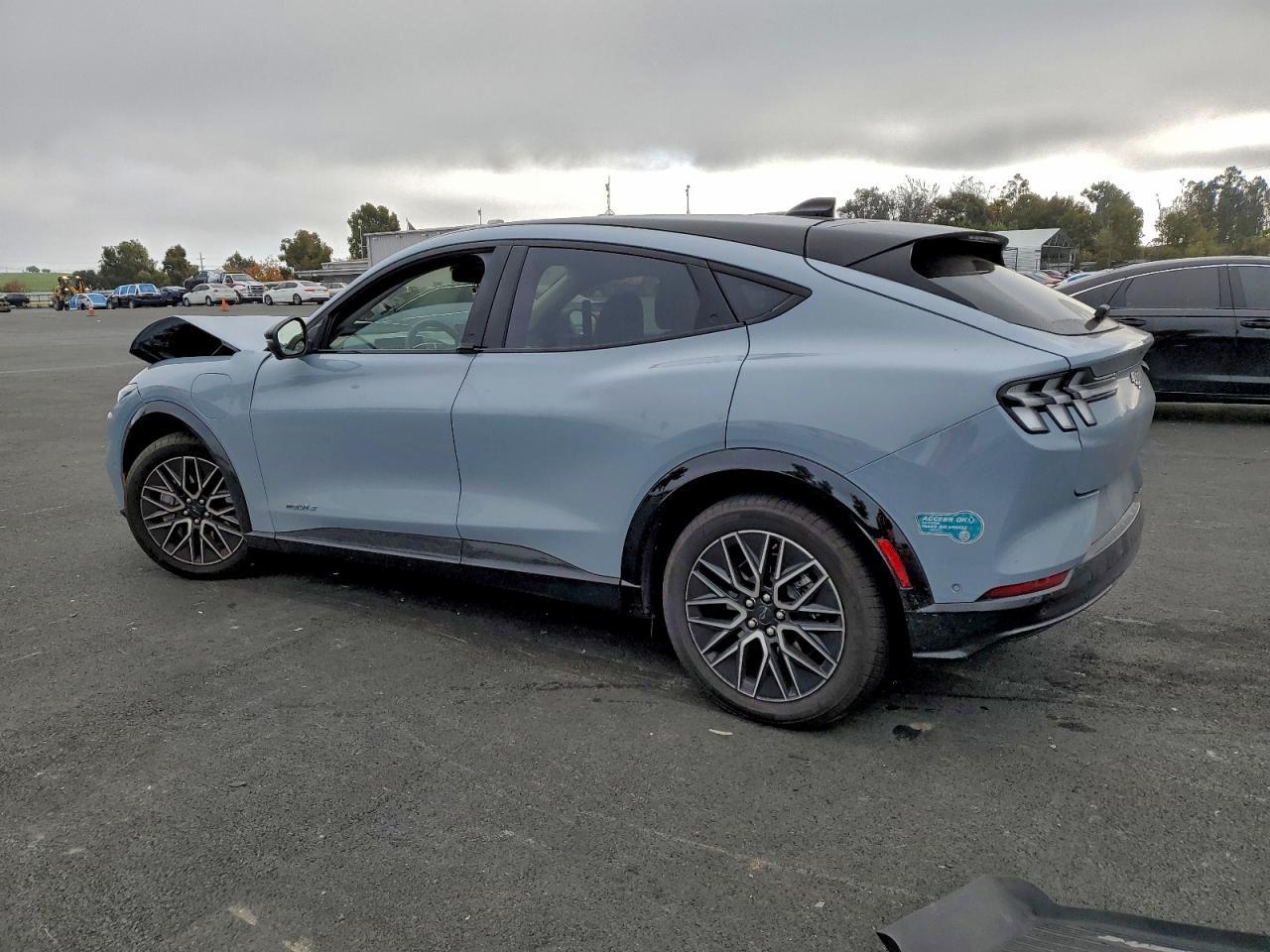2024 FORD Mustang Mach-E