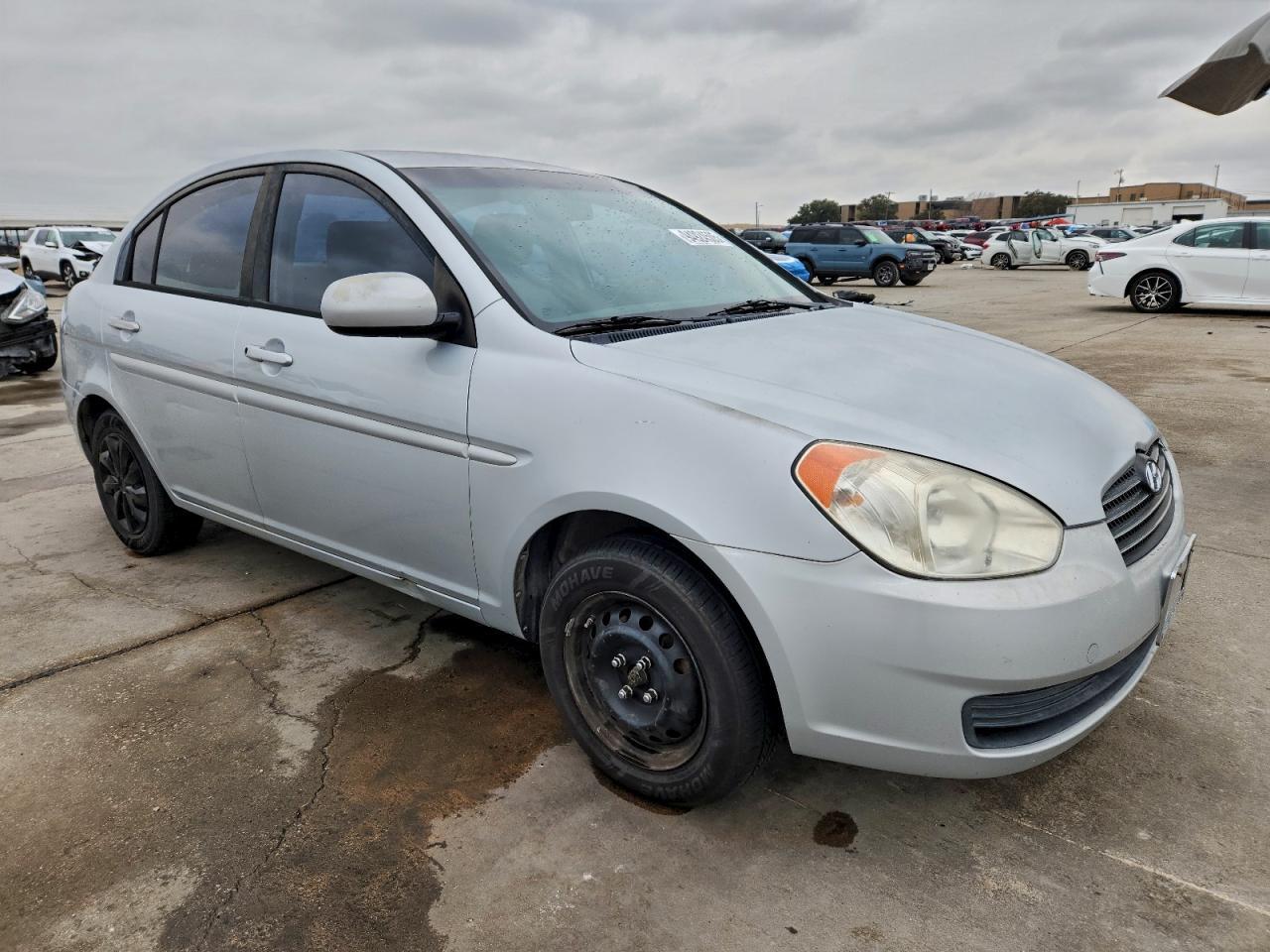 2010 HYUNDAI ACCENT