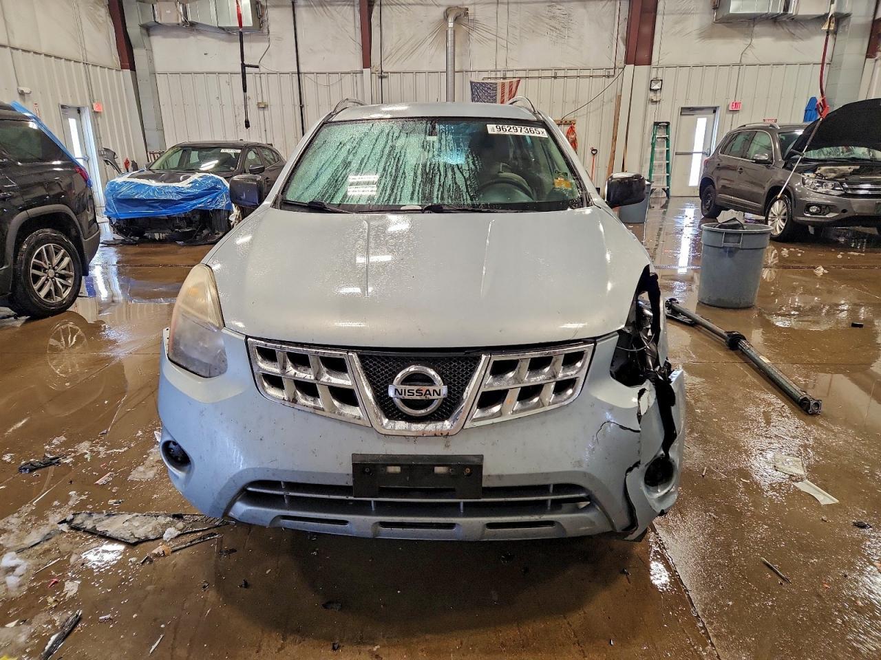 2014 NISSAN ROGUE