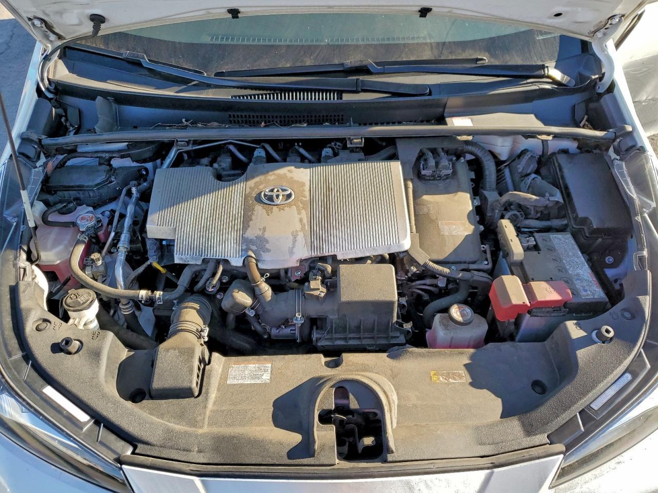 2022 TOYOTA PRIUS