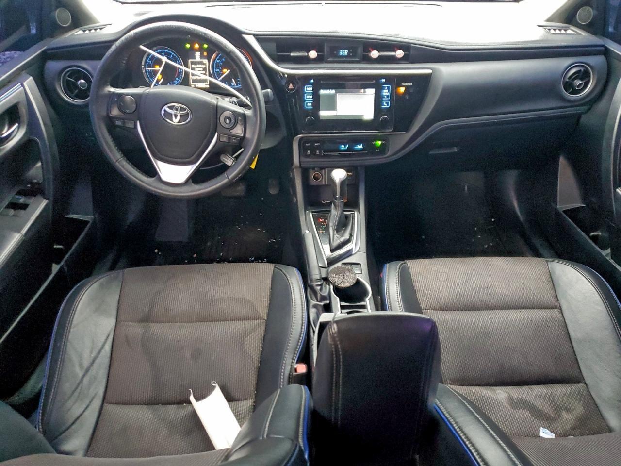 2017 TOYOTA COROLLA