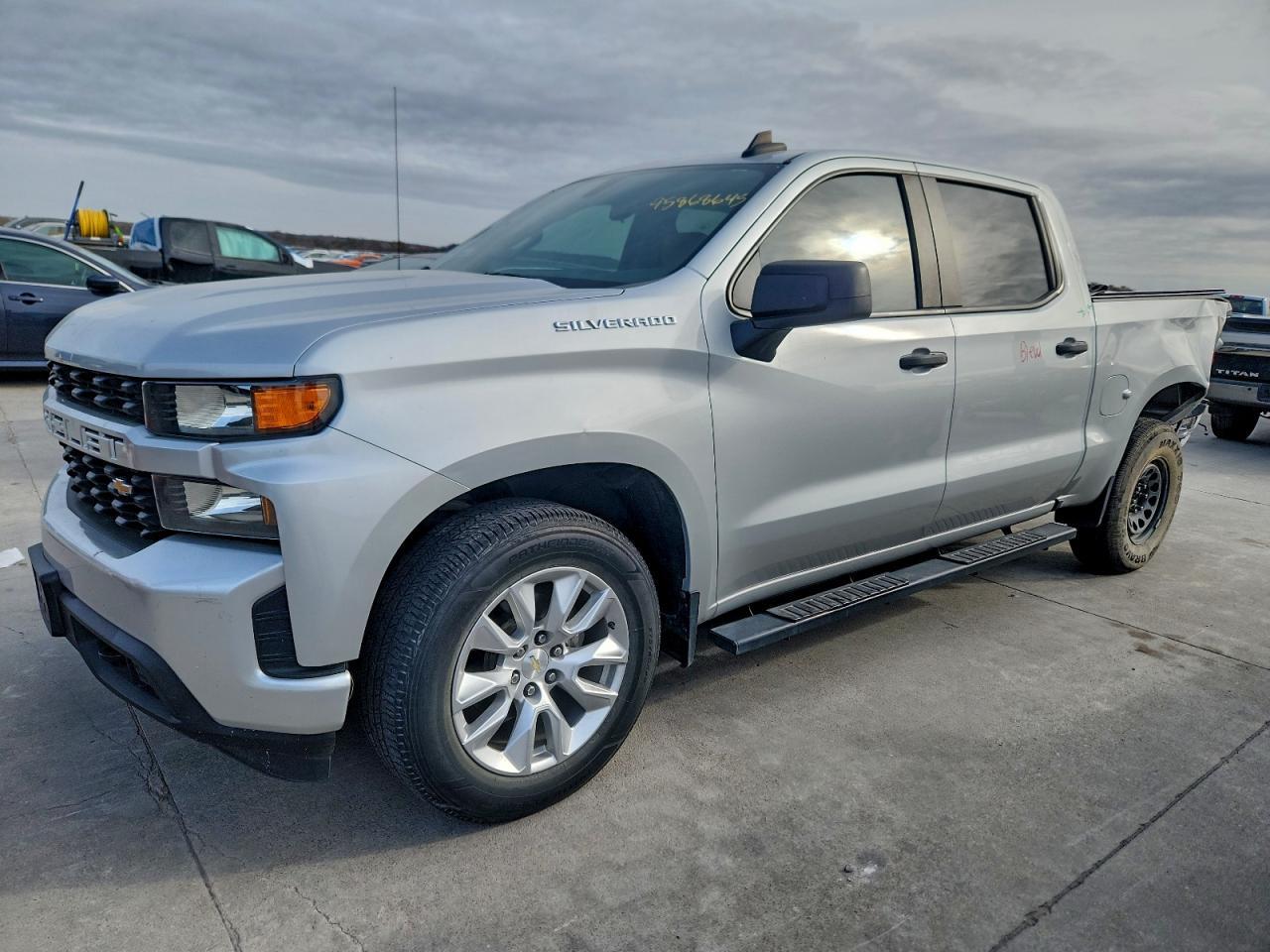 2022 CHEVROLET Silverado