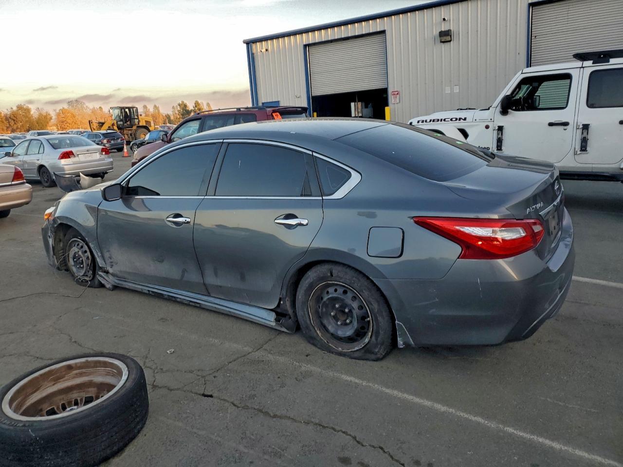 2017 NISSAN ALTIMA