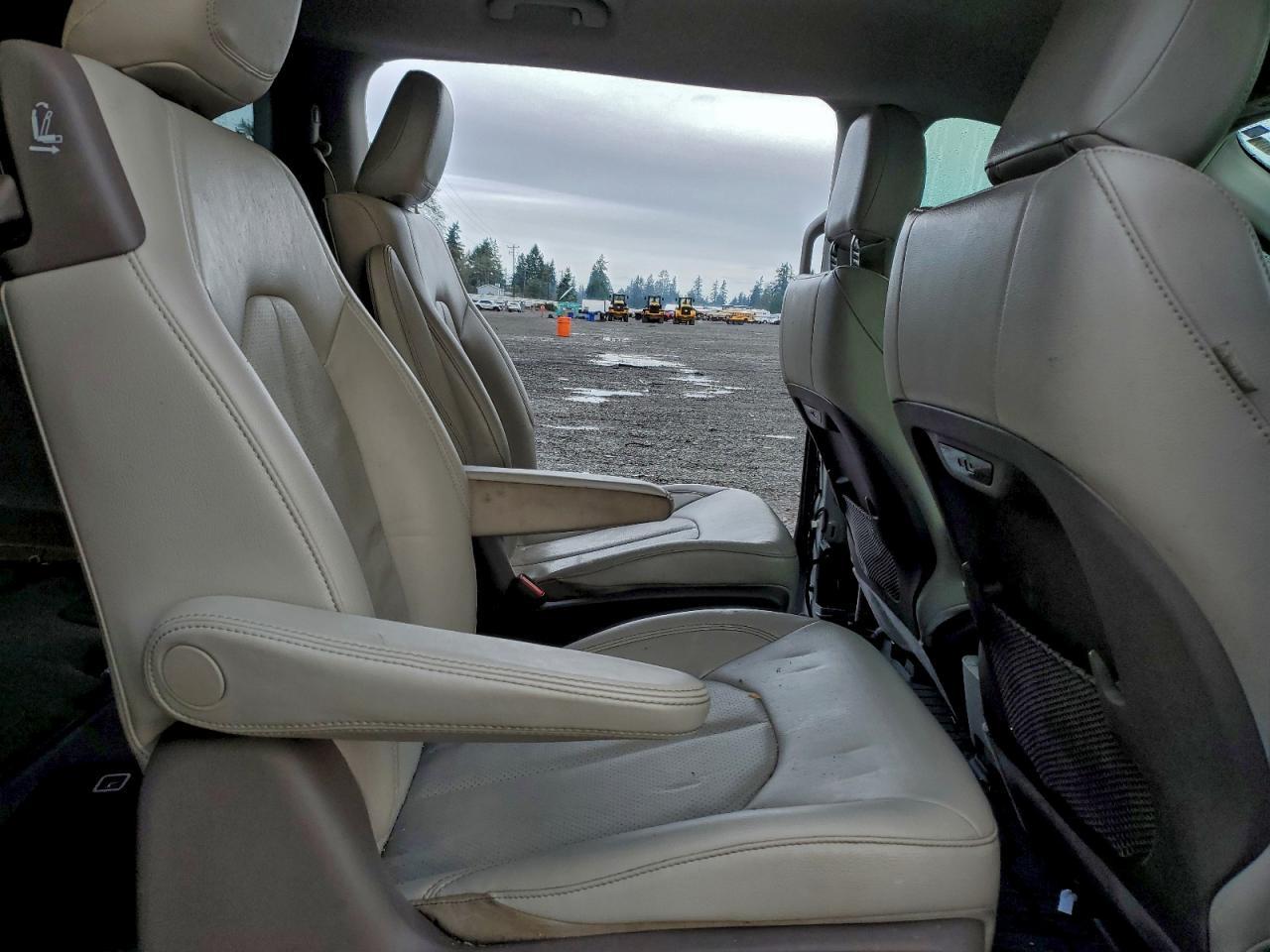2021 CHRYSLER Pacifica