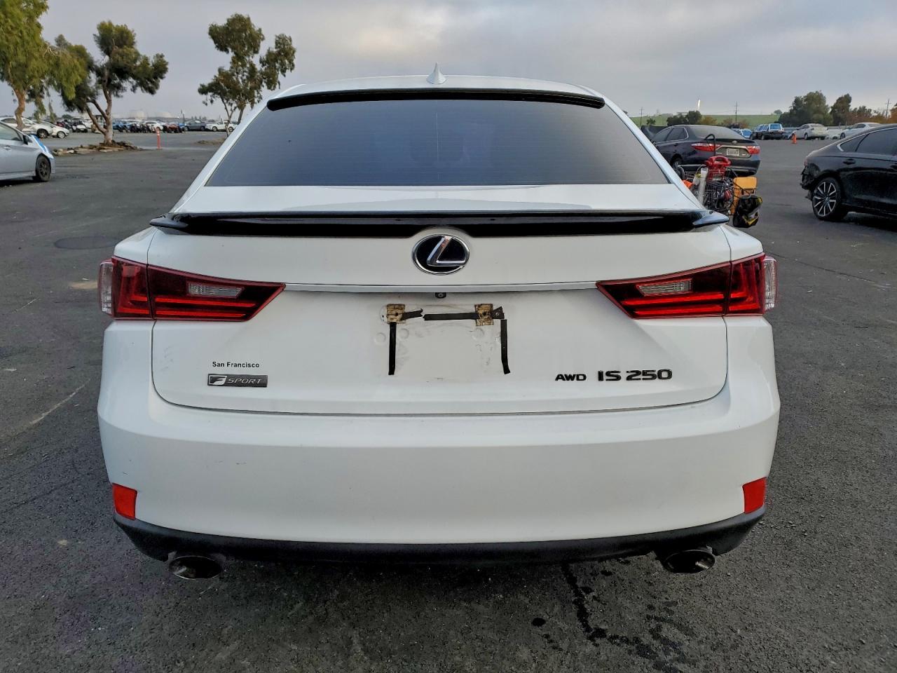 2015 LEXUS IS 250