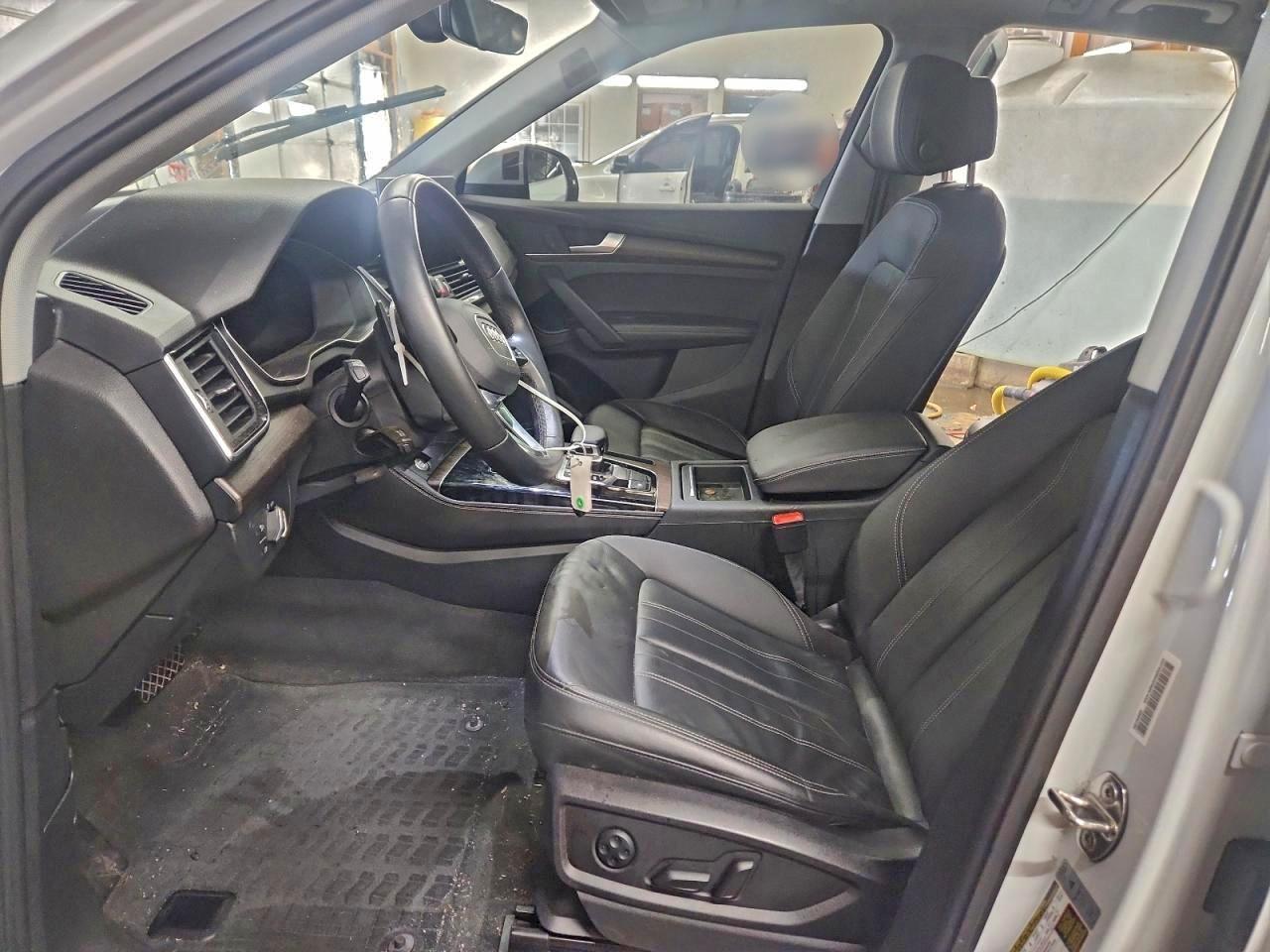 2022 AUDI Q5
