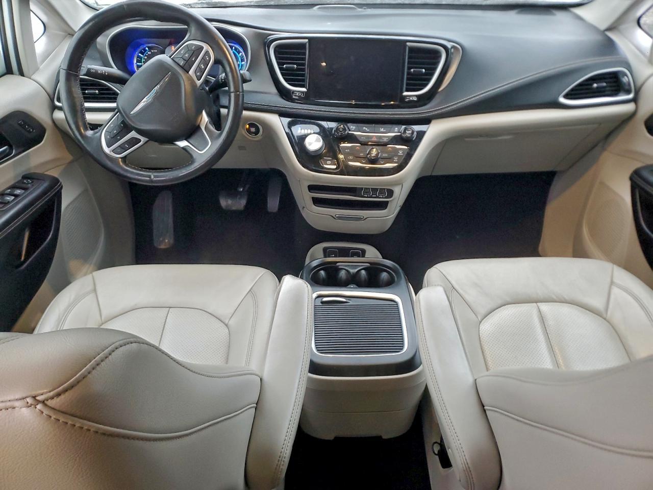 2021 CHRYSLER Pacifica