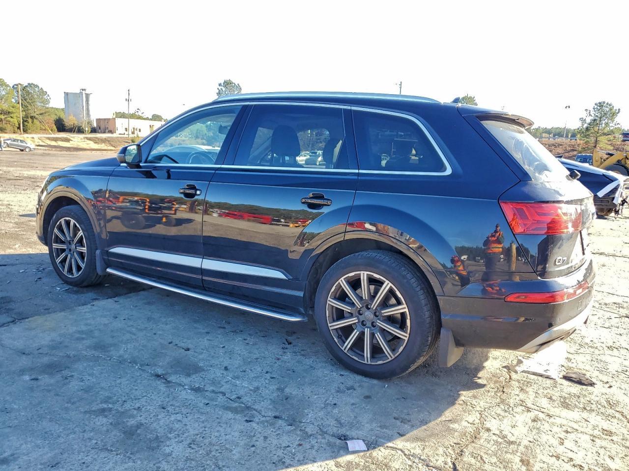 2018 AUDI Q7