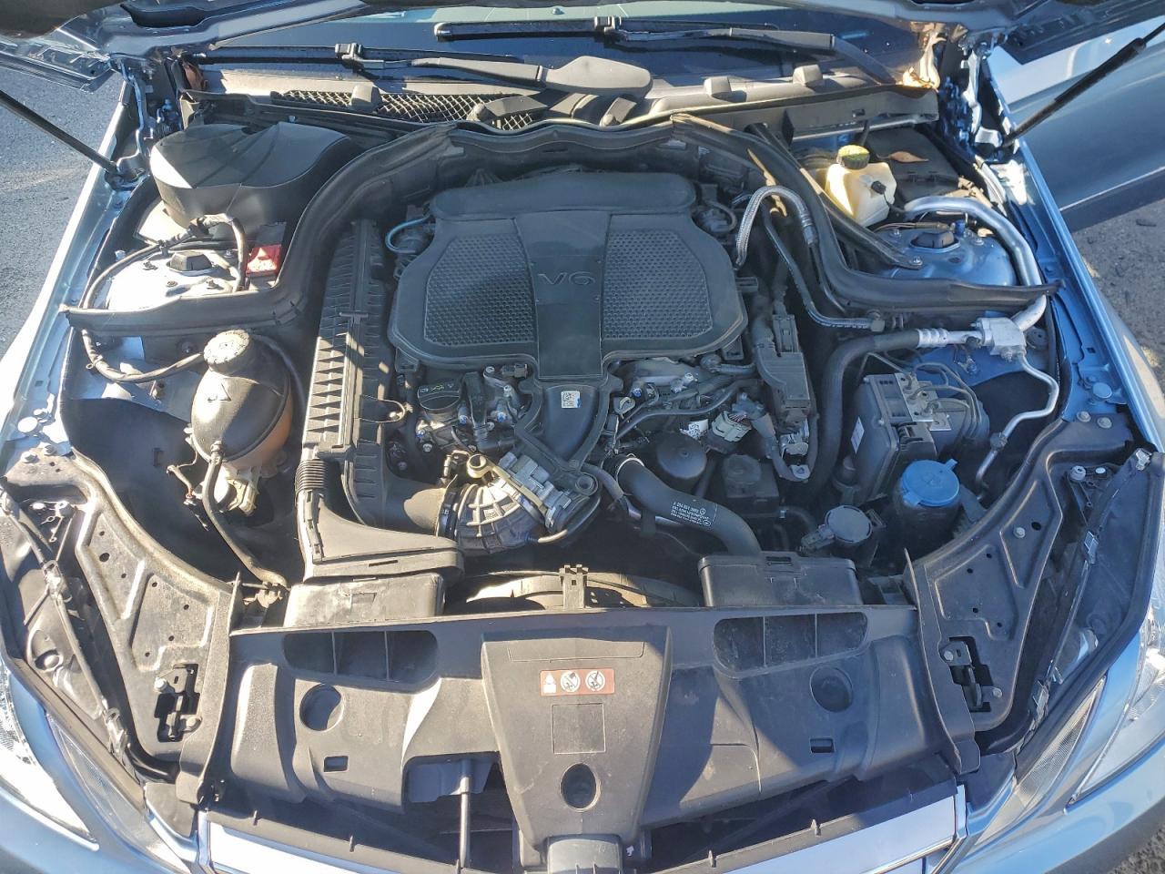 2012 MERCEDES-BENZ E-Class