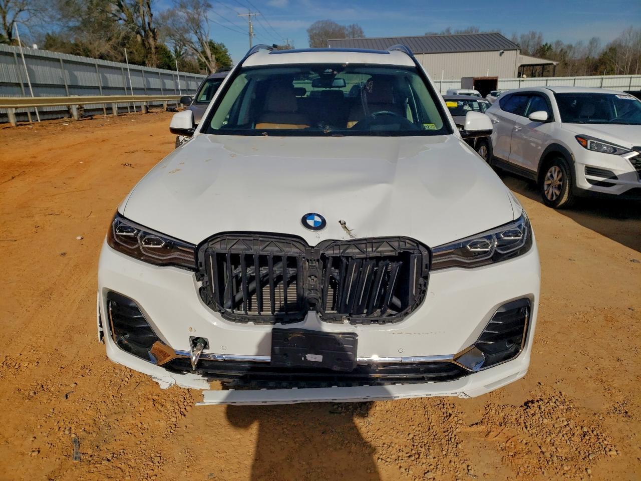 2021 BMW X7