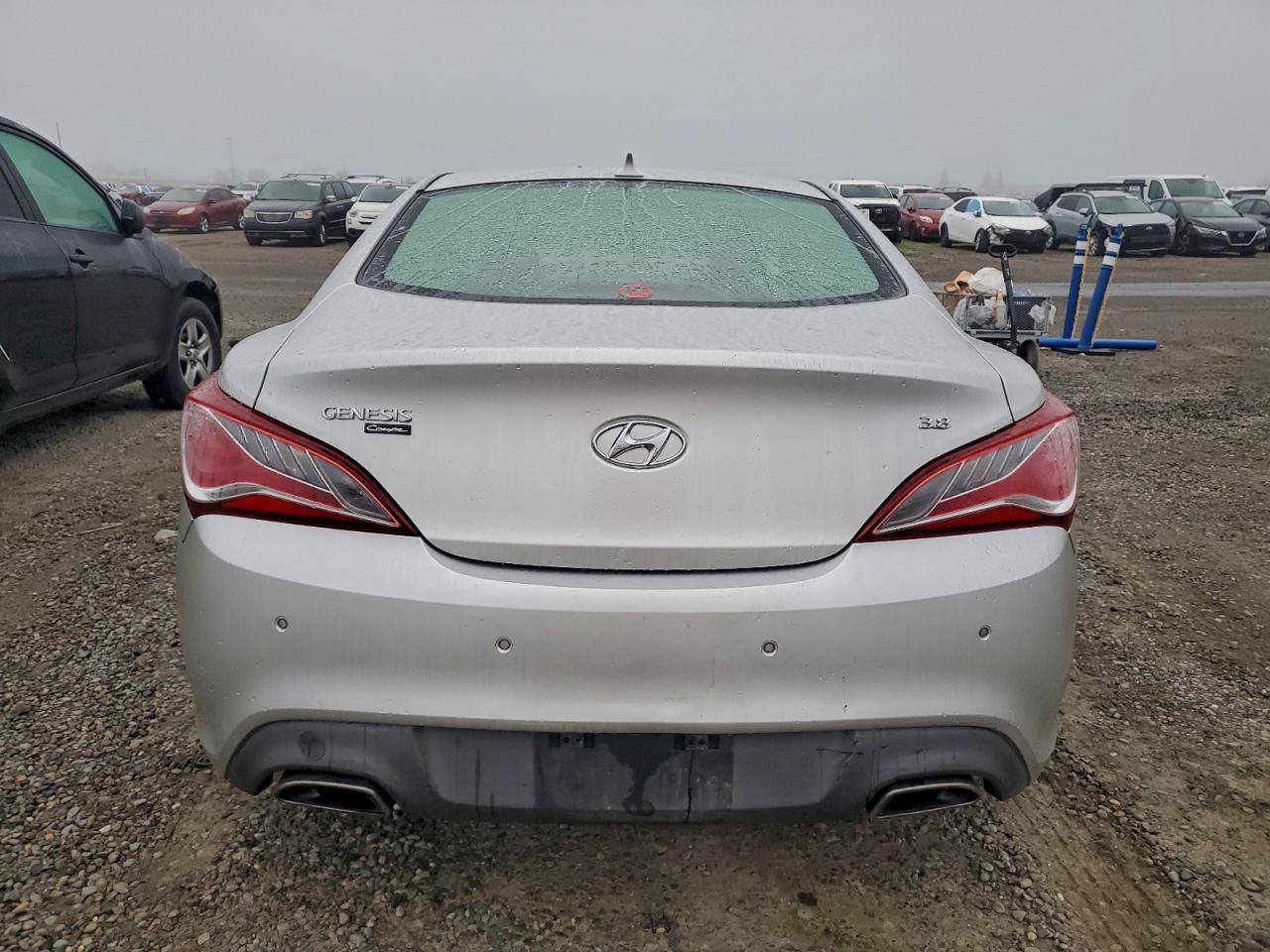 2013 HYUNDAI GENESIS
