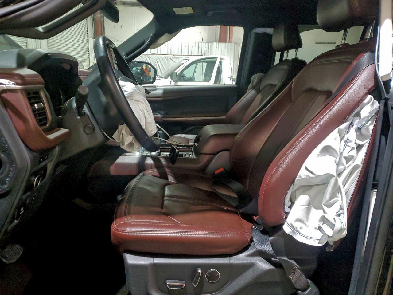2023 FORD Expedition