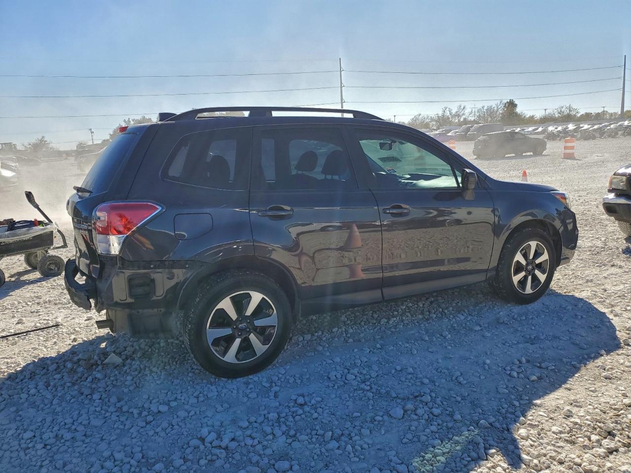 2017 SUBARU FORESTER