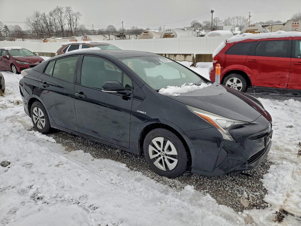 2016 TOYOTA PRIUS