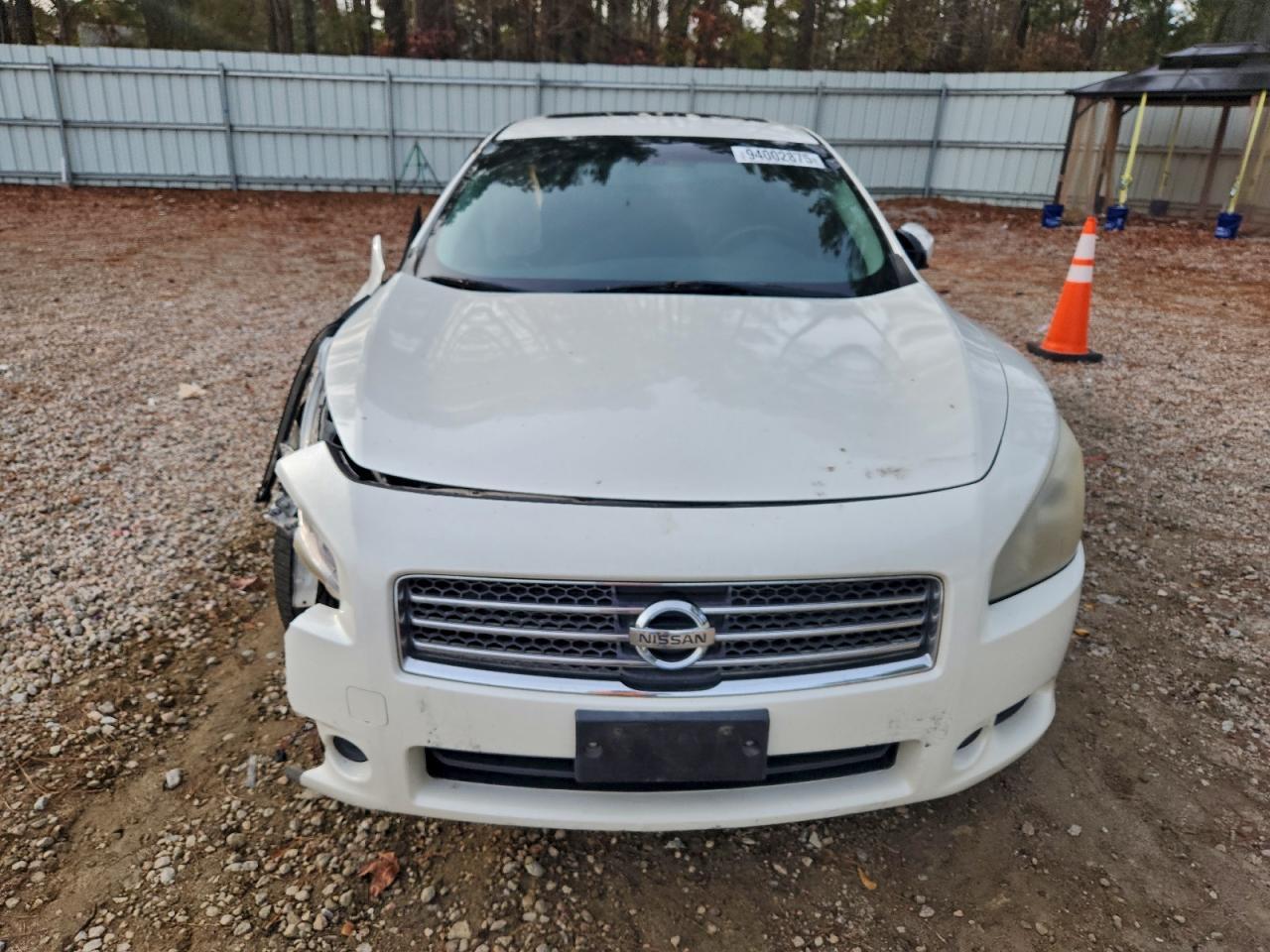 2010 NISSAN Maxima