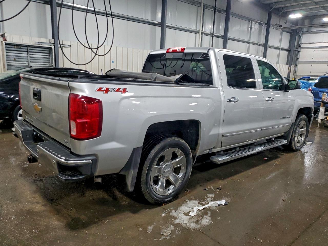 2018 CHEVROLET Silverado