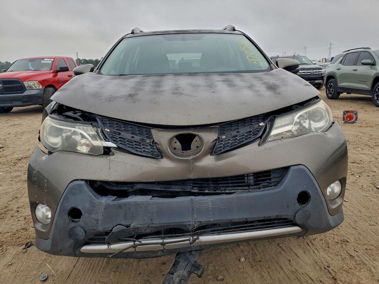 2015 TOYOTA RAV4