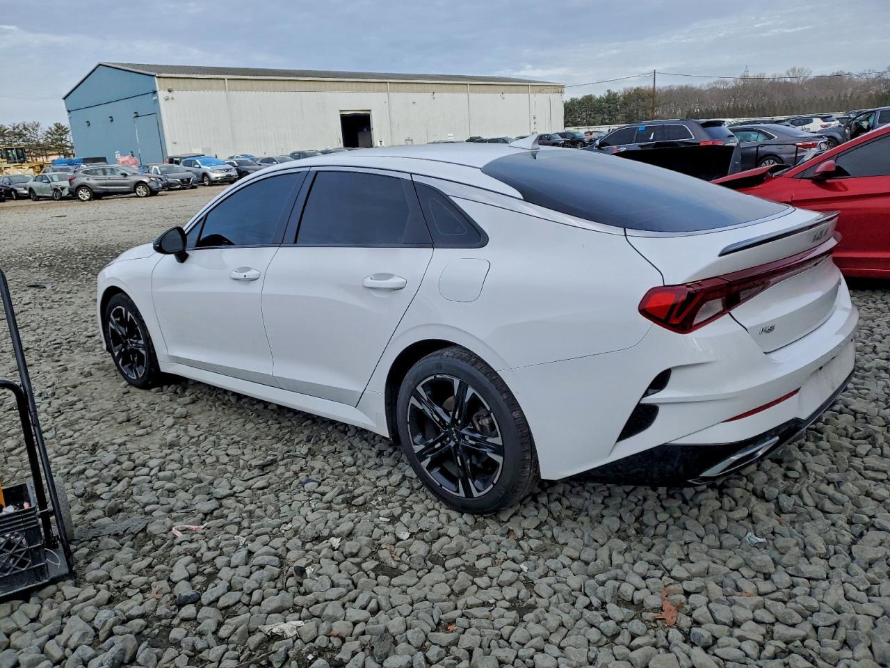 2022 KIA K5
