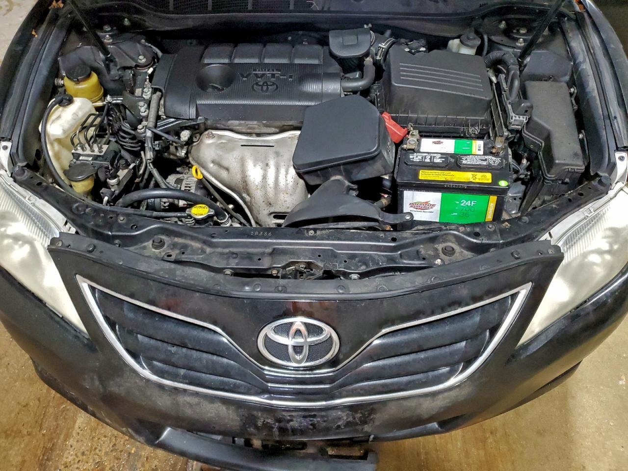 2011 TOYOTA CAMRY
