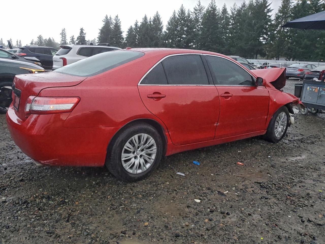 2011 TOYOTA CAMRY