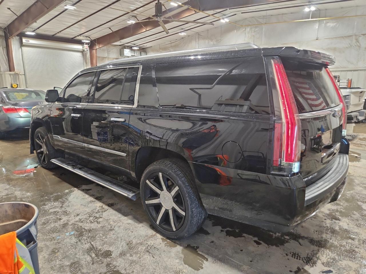 2016 CADILLAC Escalade ESV
