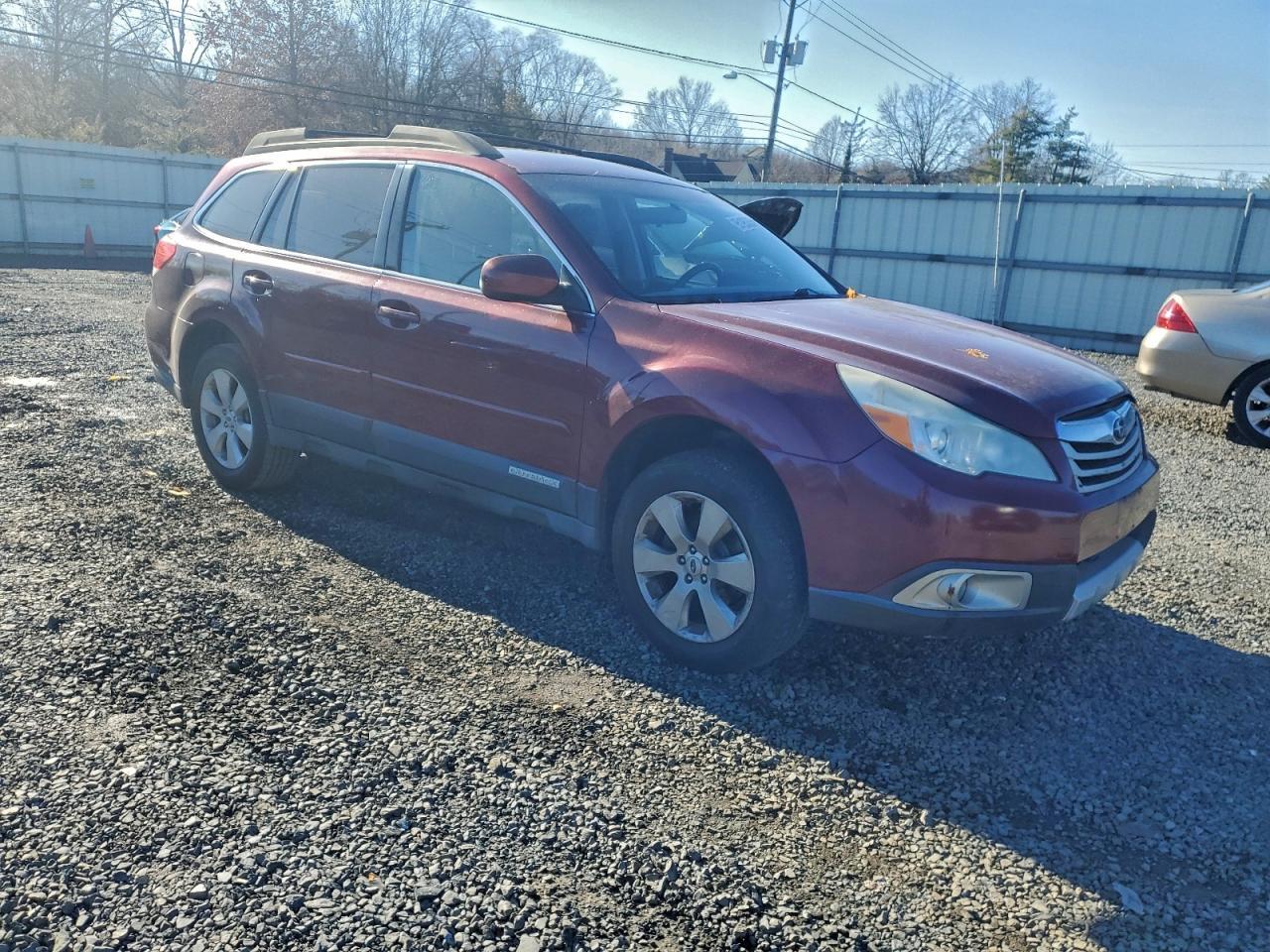 2012 SUBARU Outback