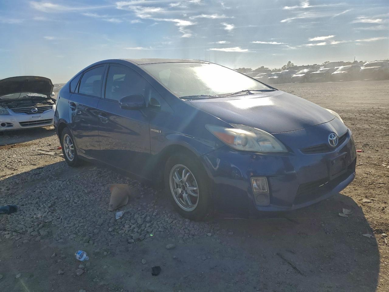 2011 TOYOTA PRIUS