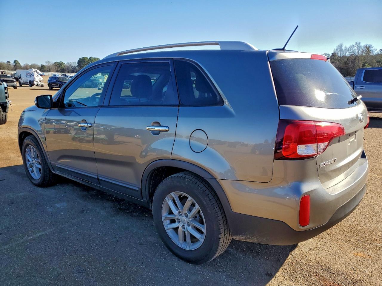 2015 KIA SORENTO
