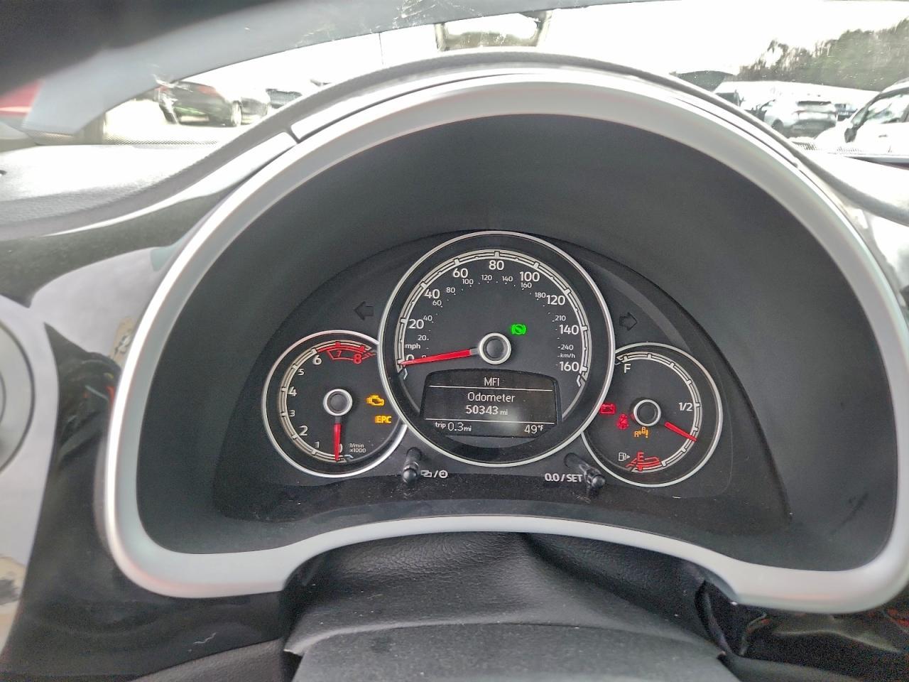 2019 VOLKSWAGEN Beetle