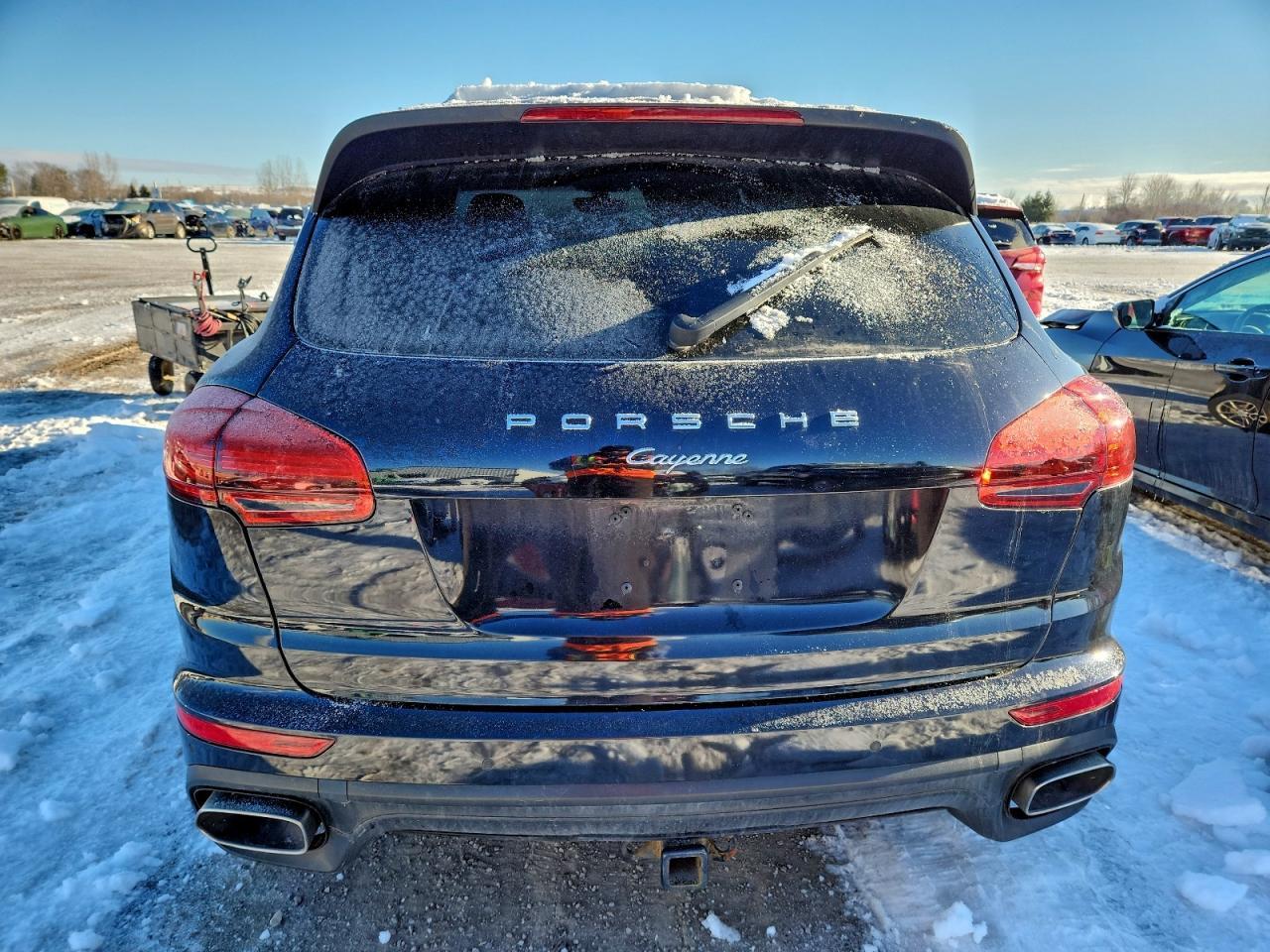 2015 PORSCHE CAYENNE