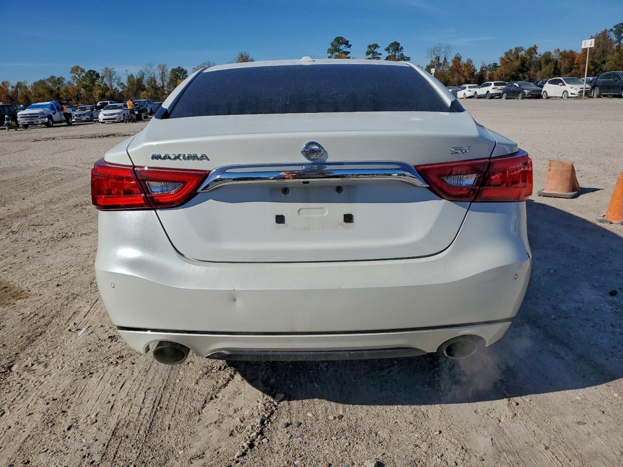 2016 NISSAN Maxima