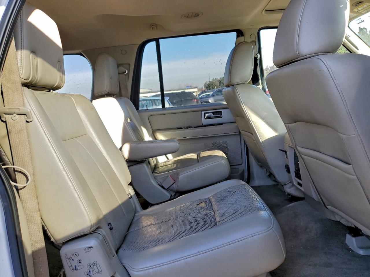 2014 FORD Expedition