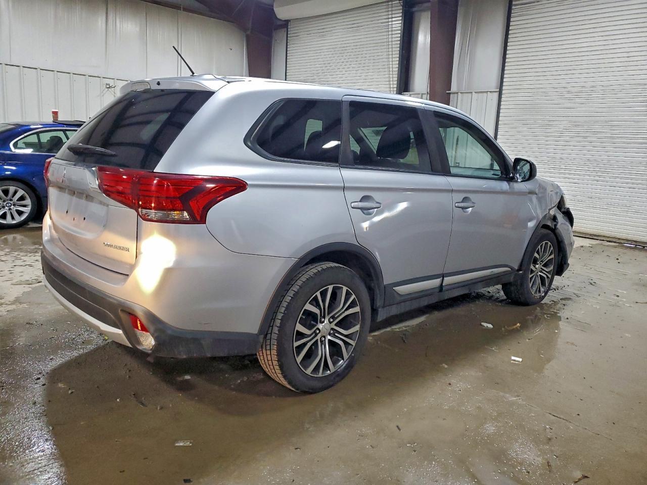 2016 MITSUBISHI outlander