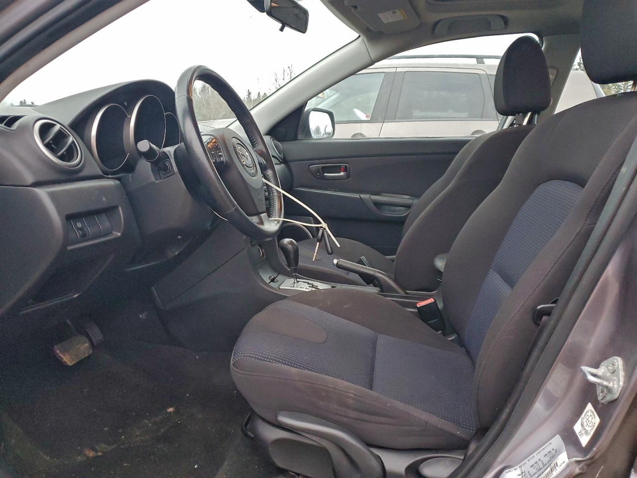 2005 MAZDA 3