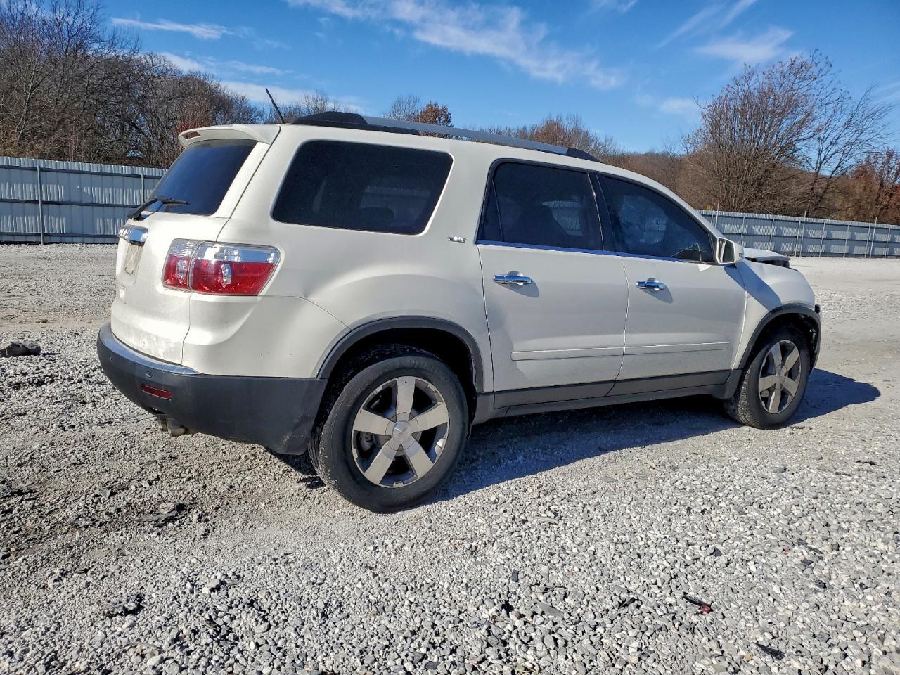 2011 GMC ACADIA