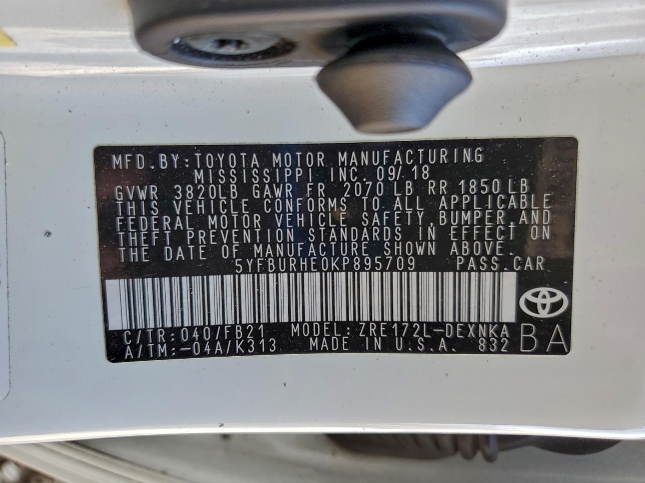 2019 TOYOTA COROLLA